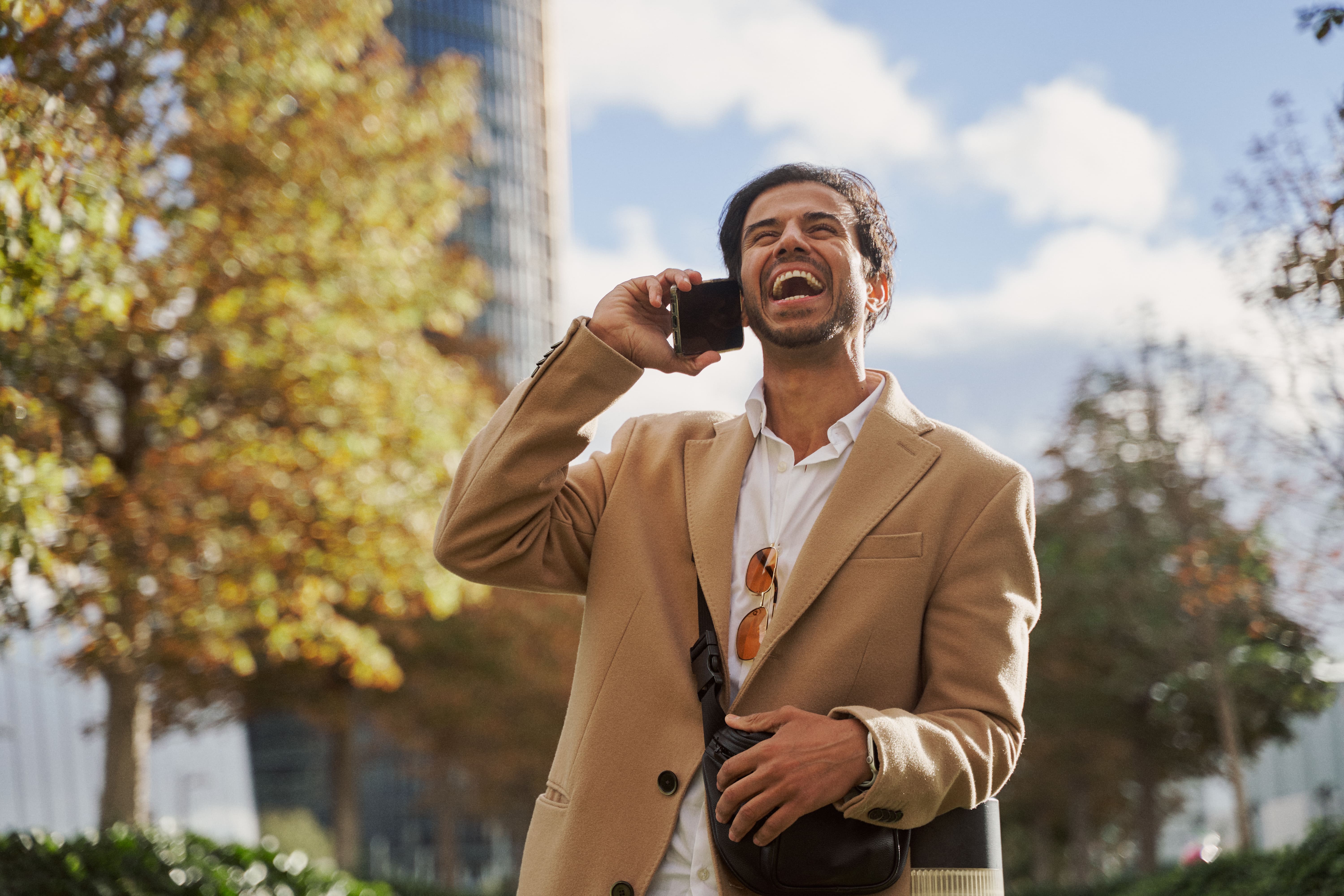 A Guide to Mobile Telecommunications In England for Foreign Workers