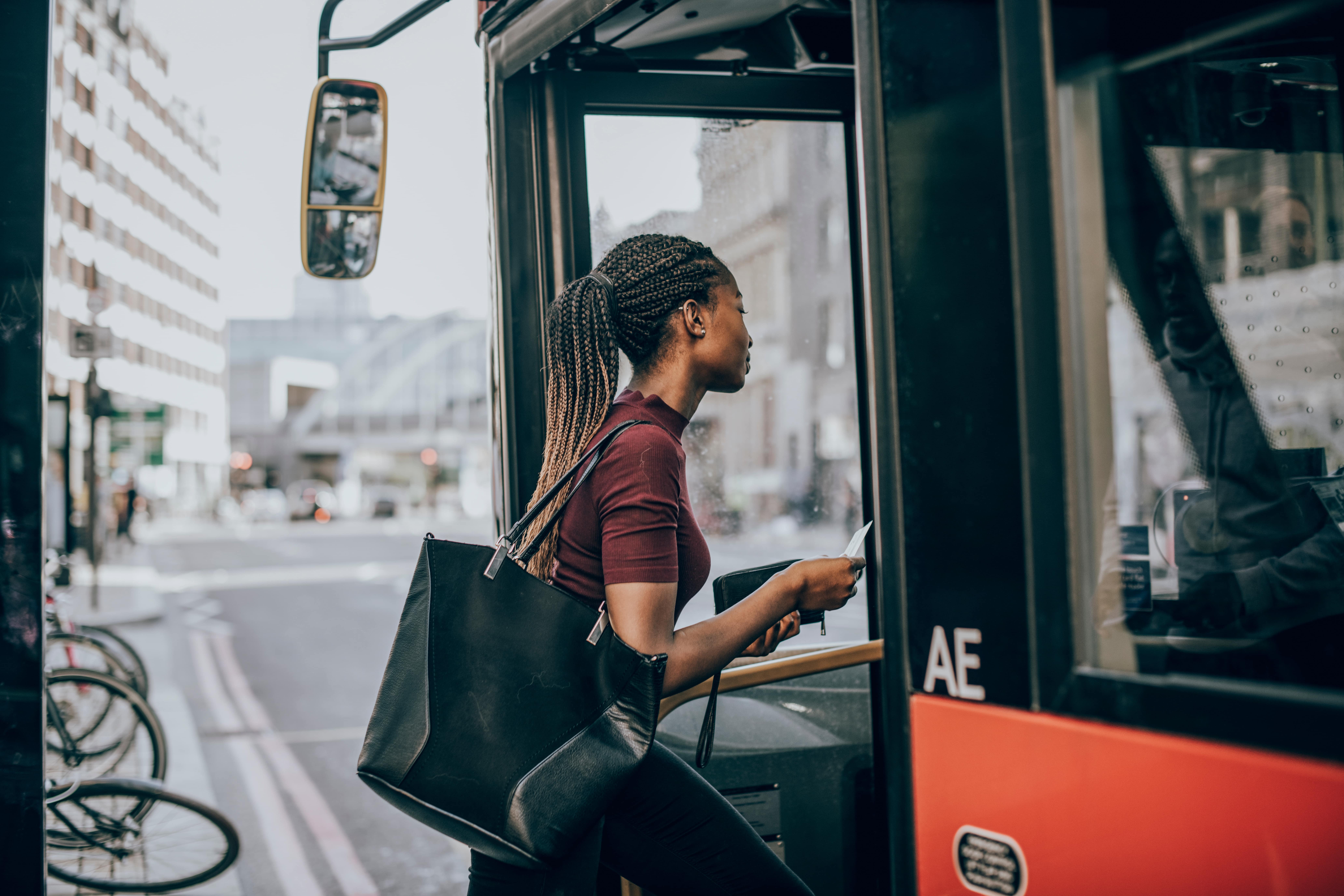 The Ultimate Guide to Navigating Public Transportation in Spain